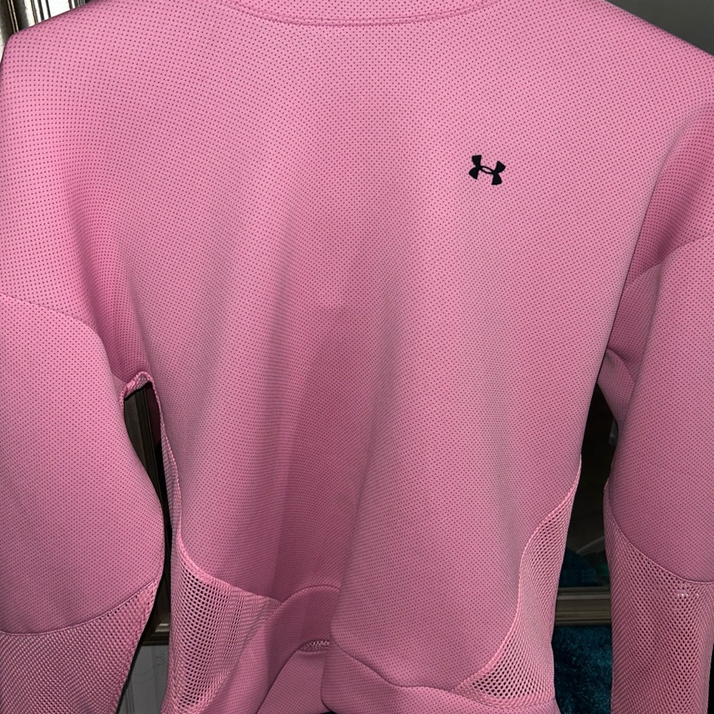 Under Armour Women's Light Pink Crew Neck Sweater